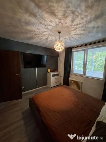 Apartament cu 2 camere semidecomandat în Brâncoveanu