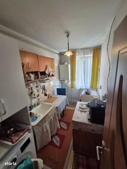 Apartament 2 camere decomandate Cornisa Bistritei