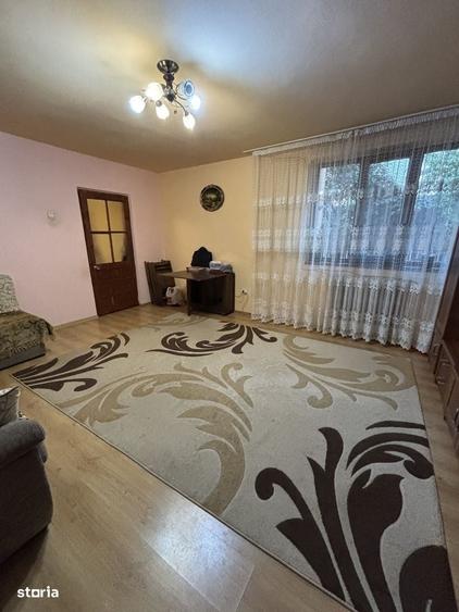Casă cu 4 camere cu Teren 186 Mp în Rovine