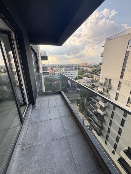 Apartament cu 2 camere decomandat în Exterior Vest