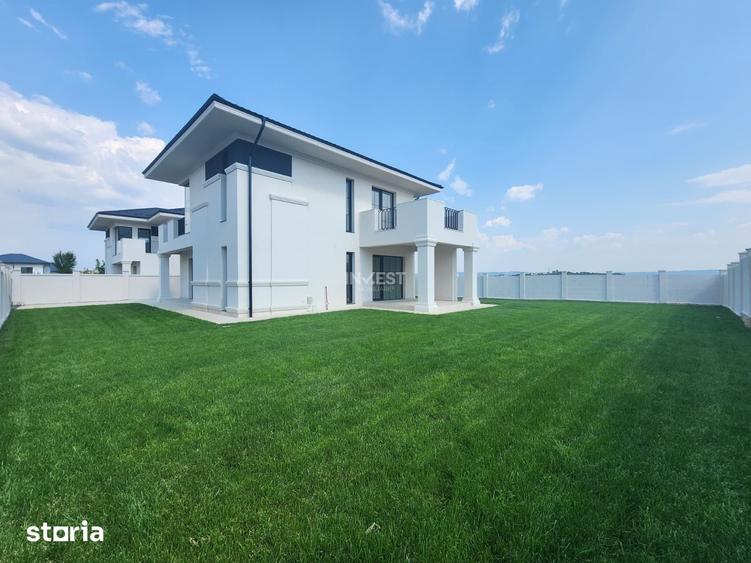 Casă cu 5 camere cu Teren 500 Mp în Miroslava