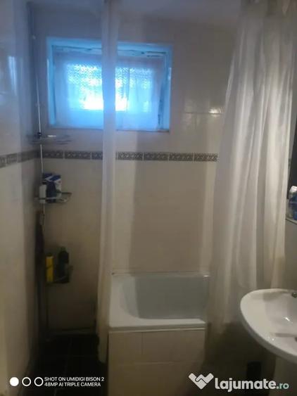 Inchiriez apartament 2 camere - 3