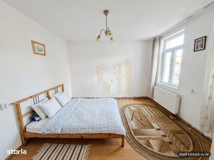 Apartament cu 4 camere decomandat în Irimești