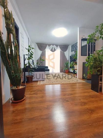 Apartament cu 3 camere semidecomandat în Apahida