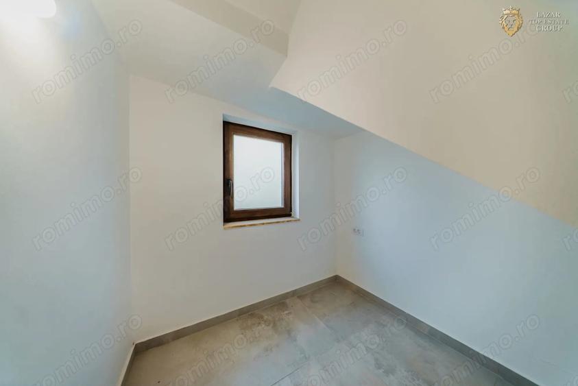 Apartament cu 4 camere decomandat în Dumbrăvița