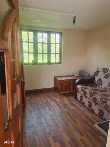 Casă cu 4 camere cu Teren 1276 Mp în Lunca