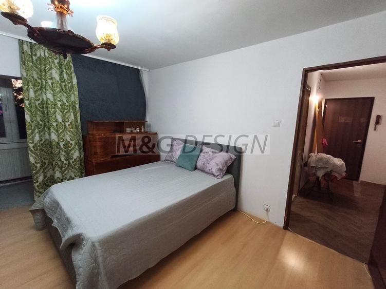 Apartament cu 3 camere decomandat în Bucovina