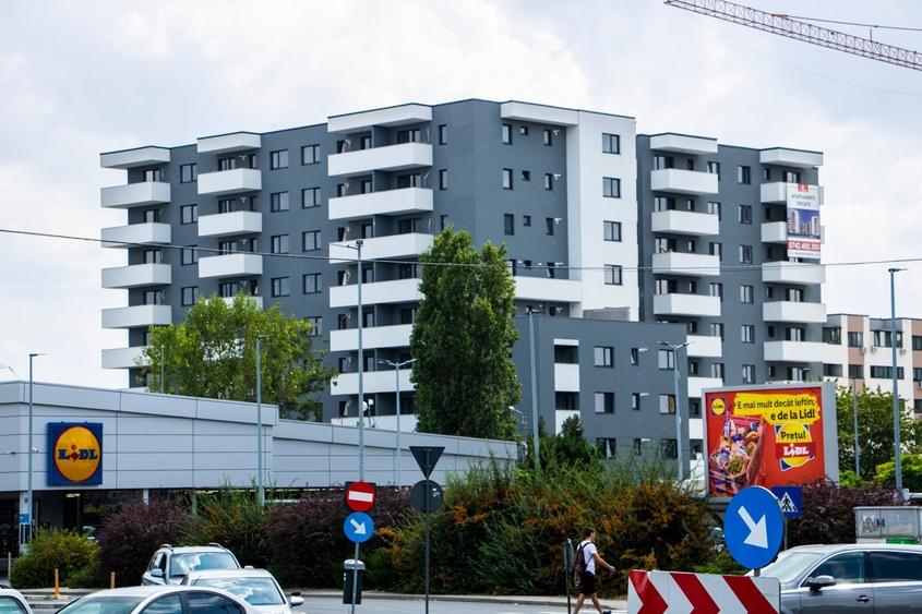 Garsonieră decomandată, mobilată în Păcii