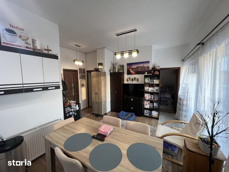 Apartament cu 3 camere în Soarelui