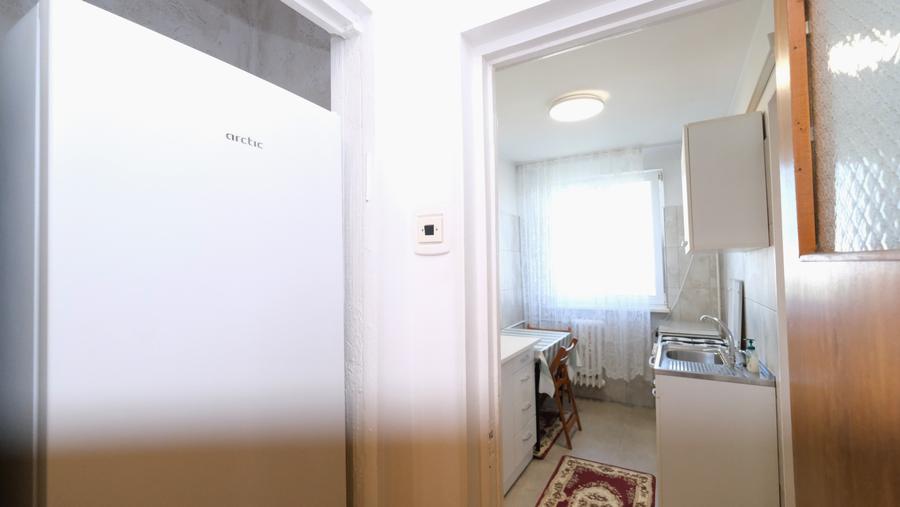 Apartament cu 2 camere decomandat în Drumul Taberei
