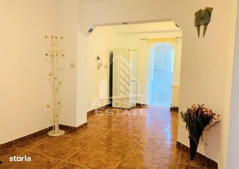 Apartament cu 2 camere si living la parter Calea Lipovei - 1