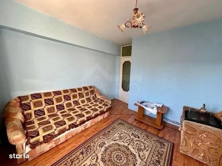Apartament cu 3 camere în Unirii