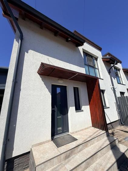 Duplex cu 3 camere cu Canalizare în Bărăbanț