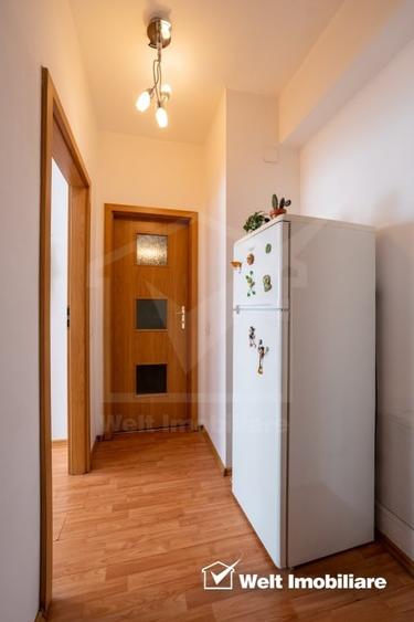 Apartament cu 3 camere decomandat, mobilat în Central