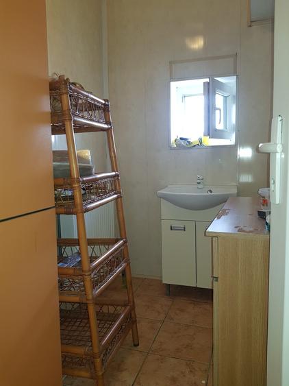 Casă cu 3 camere cu Canalizare în Mihai Bravu