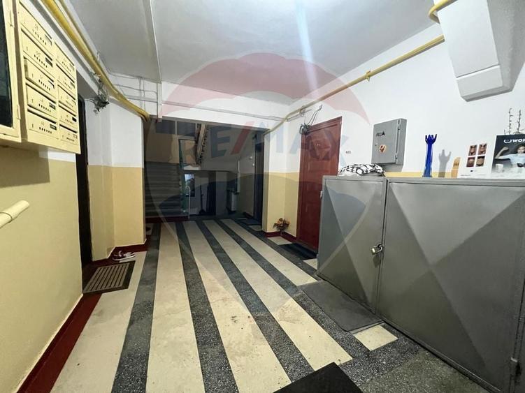 Apartament cu 2 camere semidecomandat în Gară