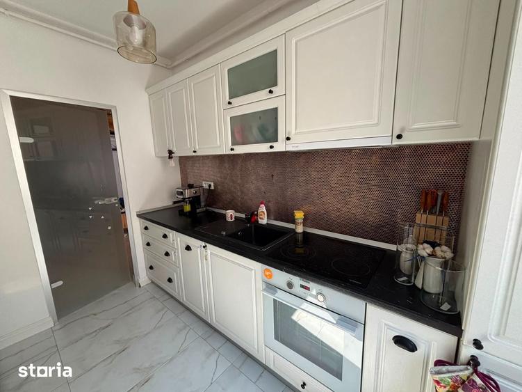 Apartament cu 3 camere în Parcul Carol