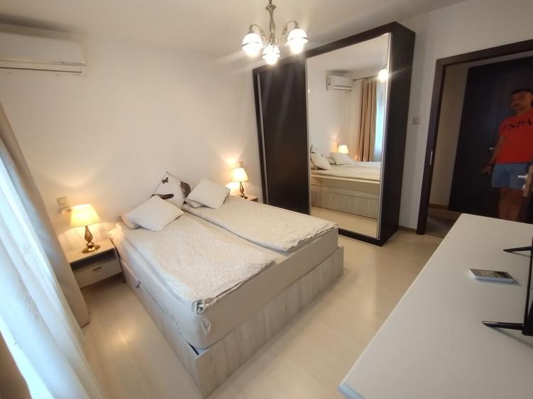 Apartament cu 2 camere decomandat în Ultracentral