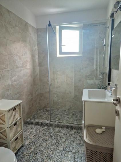 Apartament cu 2 camere decomandat în Florești