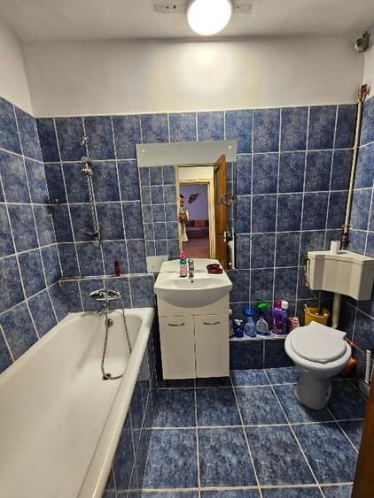 Apartament cu 2 camere decomandat în Drumul Taberei