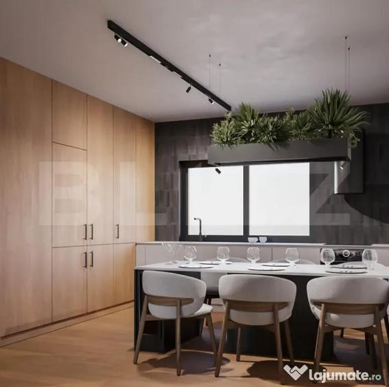 Apartament cu 4 camere decomandat în Est