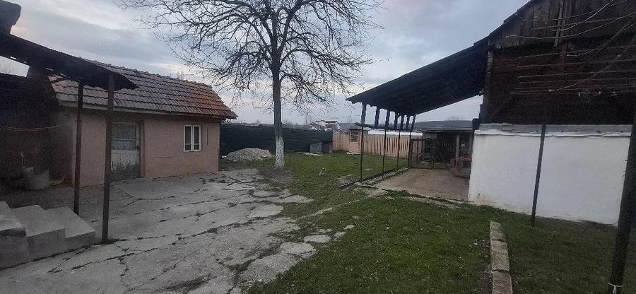 Casă cu 2 camere cu Teren 20 Mp în Baldovinești