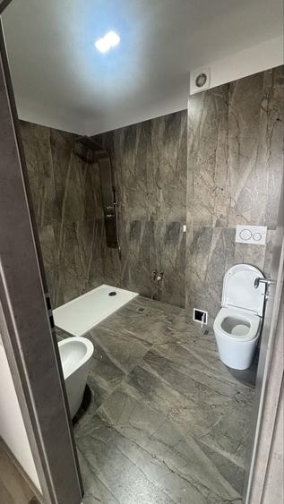 Apartament cu 2 camere decomandat în Preajba