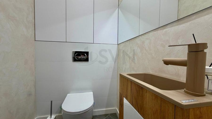 Casă individuală cu 8 camere cu Canalizare în Floreasca