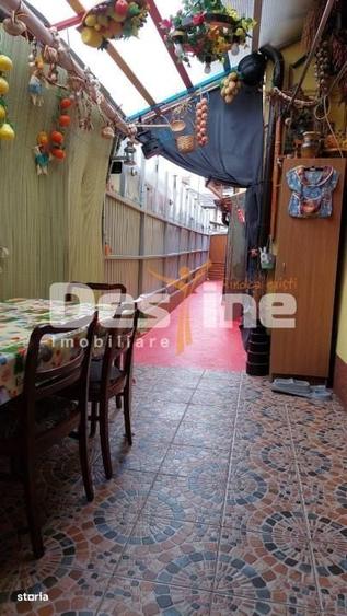 Casă cu 4 camere în Bănești