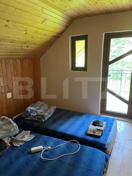 Casă individuală cu 4 camere cu Teren 1635 Mp în Șugag