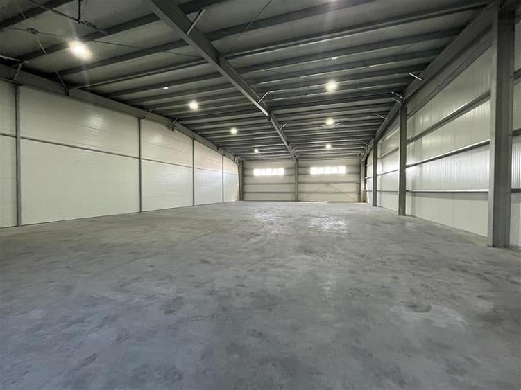 Spațiu industrial, de 850 mp, în Central