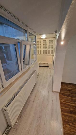 Apartament cu 3 camere decomandat, mobilat în Galata