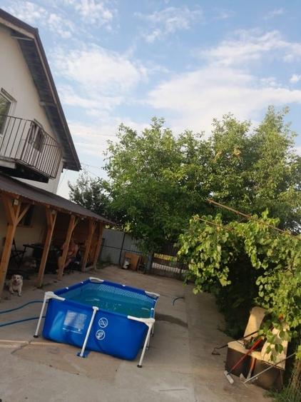Casă individuală cu 5 camere cu Canalizare în Postăvari