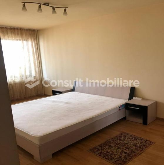Apartament cu 3 camere semidecomandat, mobilat în Gheorgheni