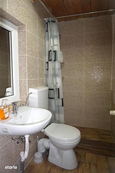 Casă cu 5 camere cu Teren 1500 Mp în Central