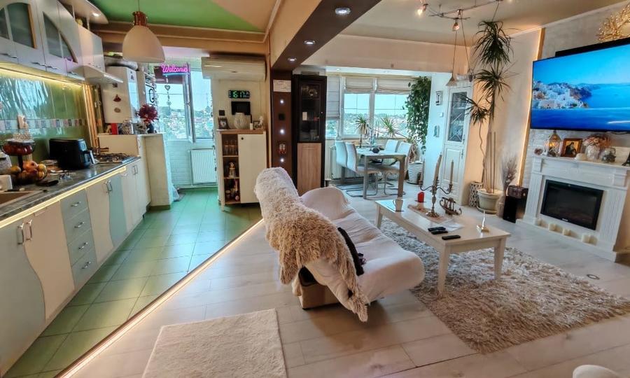 Apartament cu 4 camere decomandat în Mazepa 1