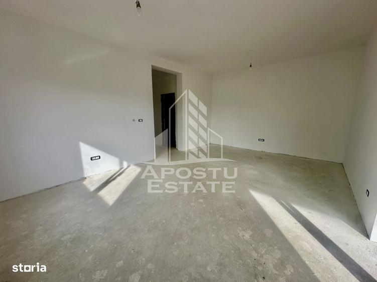Casă cu 4 camere cu Teren 269 Mp în Central