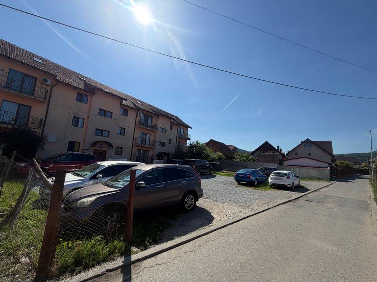Teren de 500 mp, în Florești