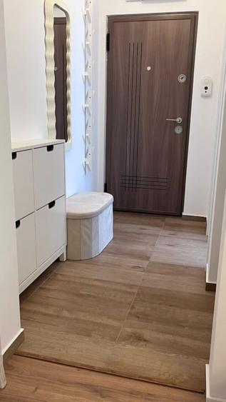 Apartament cu 2 camere semidecomandat, mobilat în Gorjului