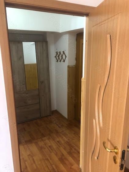 Garsonieră decomandată în Central