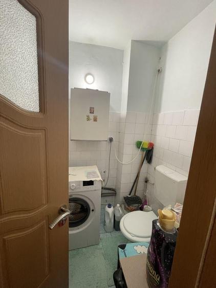 Apartament cu 3 camere decomandat, mobilat în Valea Rosie