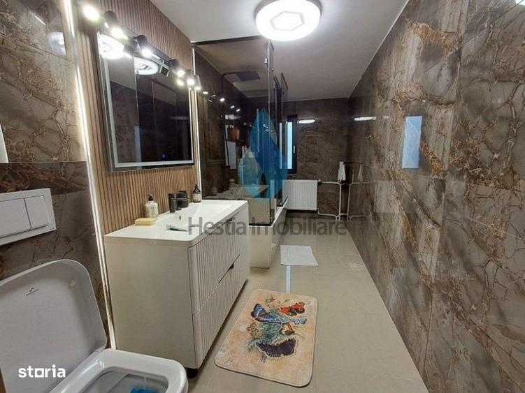 Casă cu 8 camere cu Canalizare în Viticultori