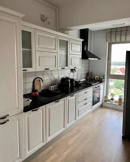 Apartament cu 3 camere decomandat în Nord