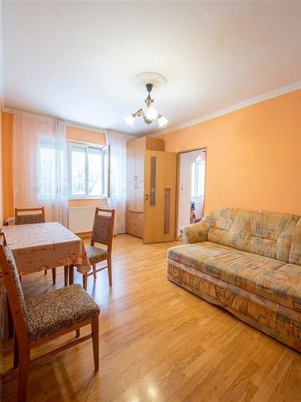 Apartament cu 2 camere nedecomandat în Calea Aradului