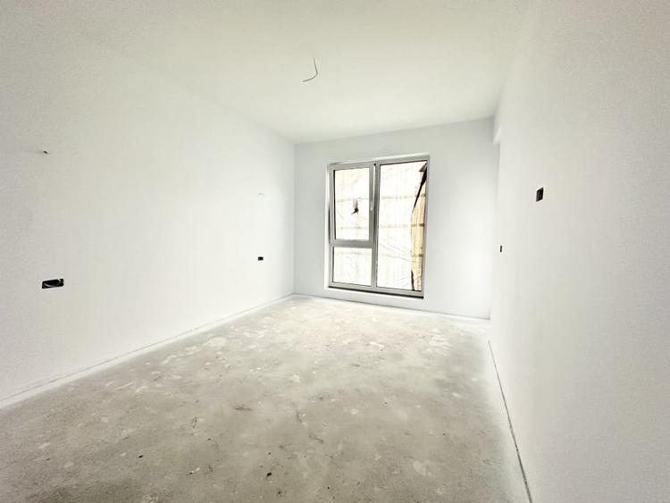 Apartament cu 3 camere decomandat, mobilat în Dumbrăvița