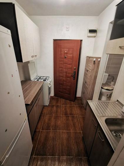 Garsonieră decomandată în Exterior Vest