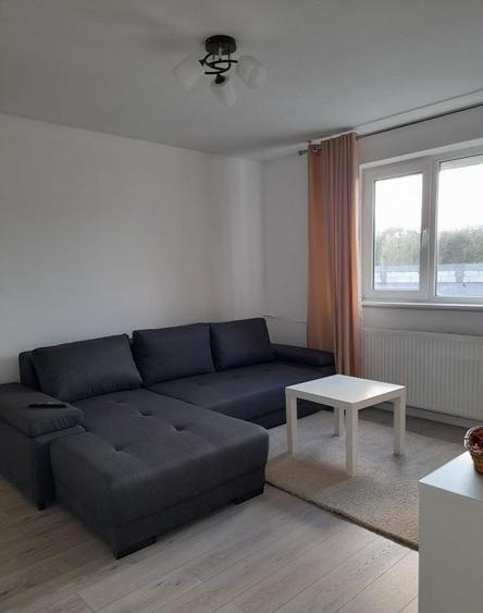 Apartament cu 2 camere semidecomandat, mobilat în Militari