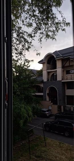 Apartament cu 2 camere semidecomandat, mobilat în Cotroceni