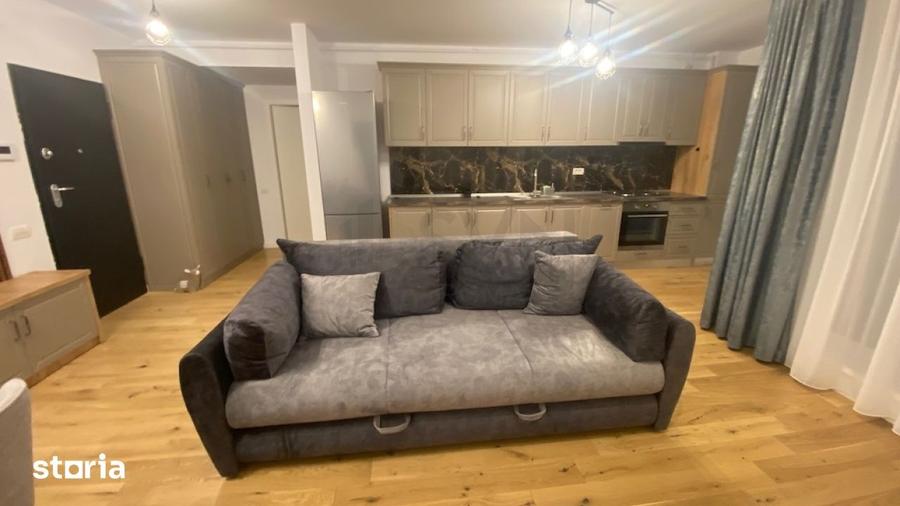 Apartament cu 2 camere, mobilat în Regie
