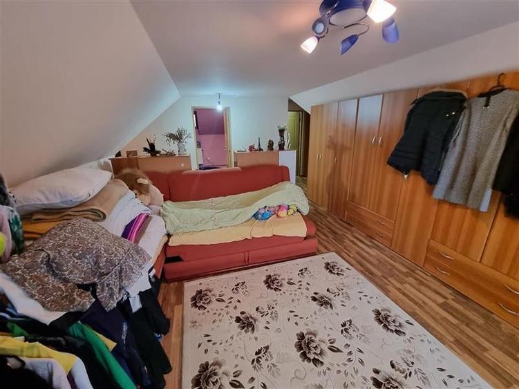 Casă individuală cu 5 camere cu Teren 1232 Mp în Sâncraiu de Mureș